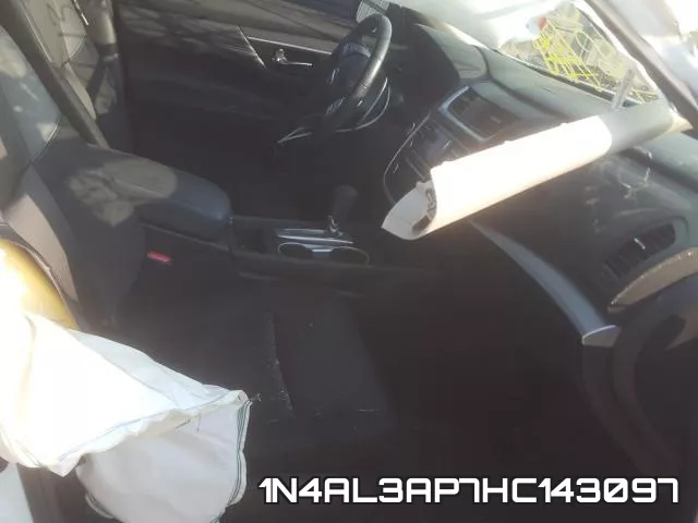 1N4AL3AP7HC143097_5.webp