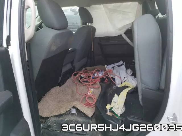 3C6UR5HJ4JG260035_6.webp