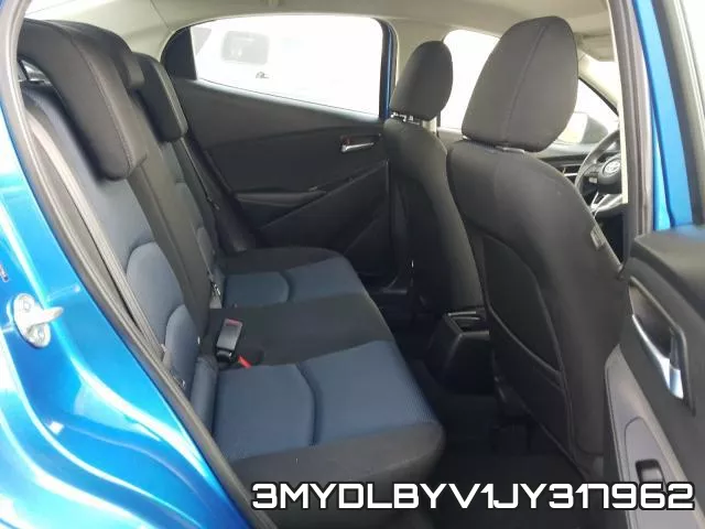 3MYDLBYV1JY317962_6.webp