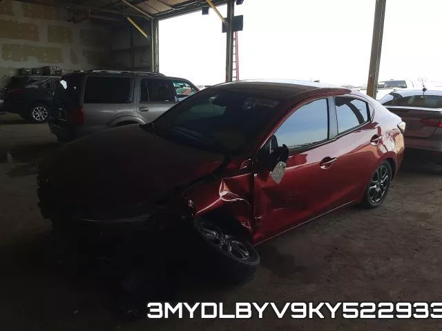 3MYDLBYV9KY522933_2.webp