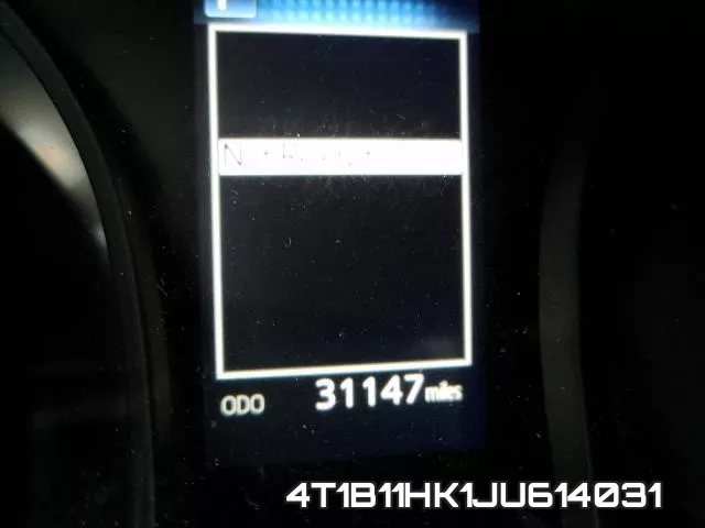 4T1B11HK1JU614031_8.webp