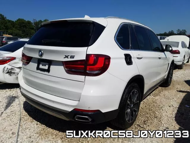 5UXKR0C58J0Y01233_4.webp
