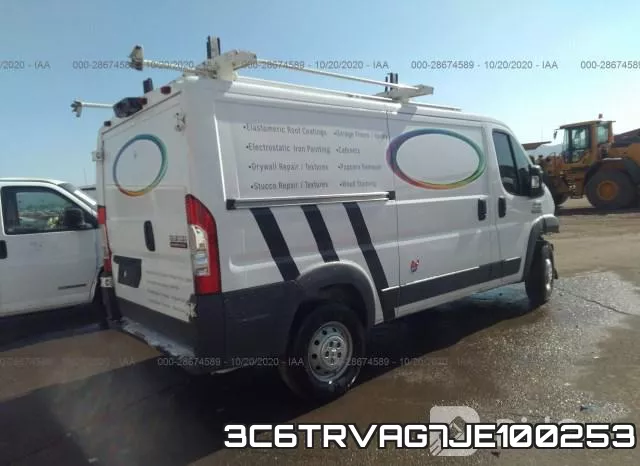 3C6TRVAG7JE100253_4.webp