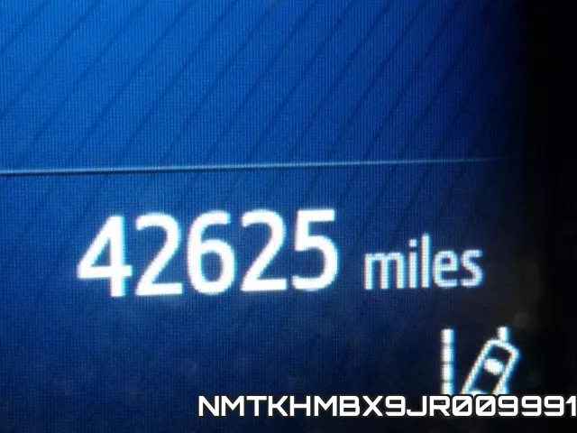 NMTKHMBX9JR009991_8.webp