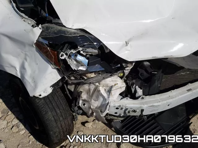 VNKKTUD30HA079632_9.webp