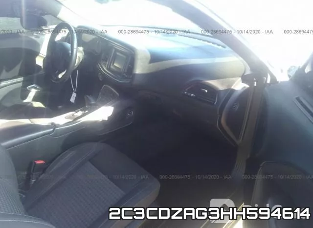 2C3CDZAG3HH594614_5.webp