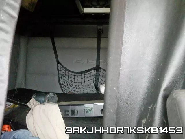 3AKJHHDR7KSKB1453_6.webp