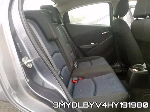 3MYDLBYV4HY191980_6.webp