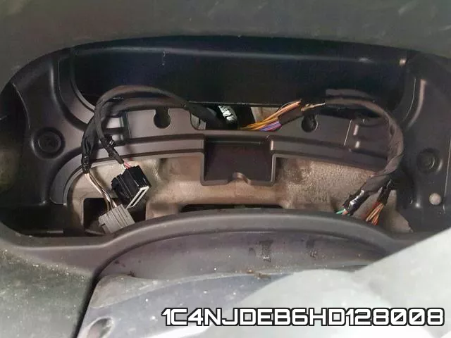 1C4NJDEB6HD128008_8.webp