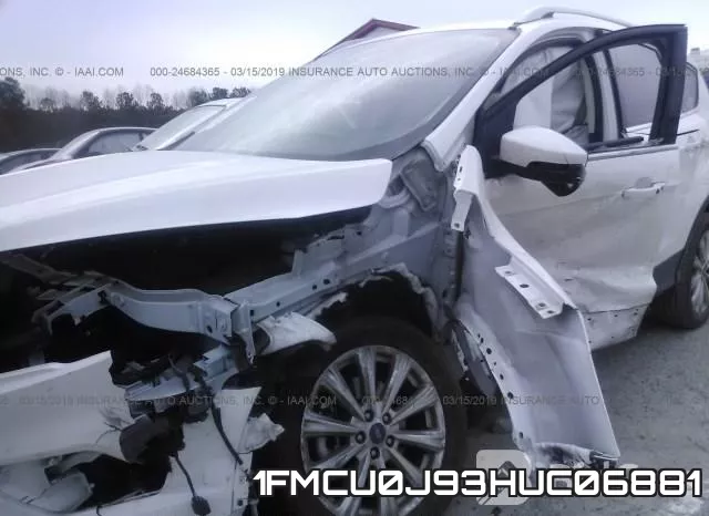 1FMCU0J93HUC06881_6.webp