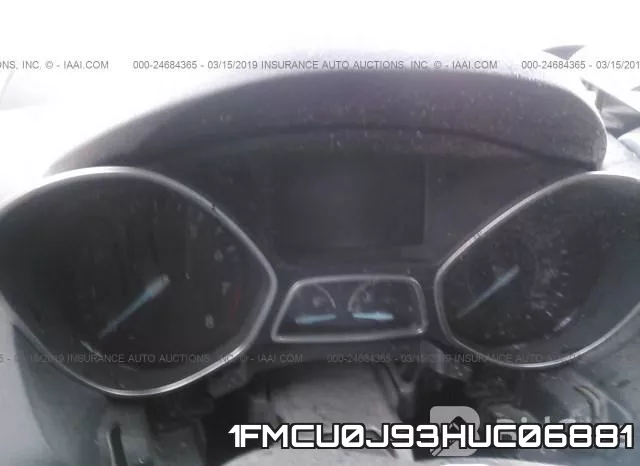 1FMCU0J93HUC06881_7.webp