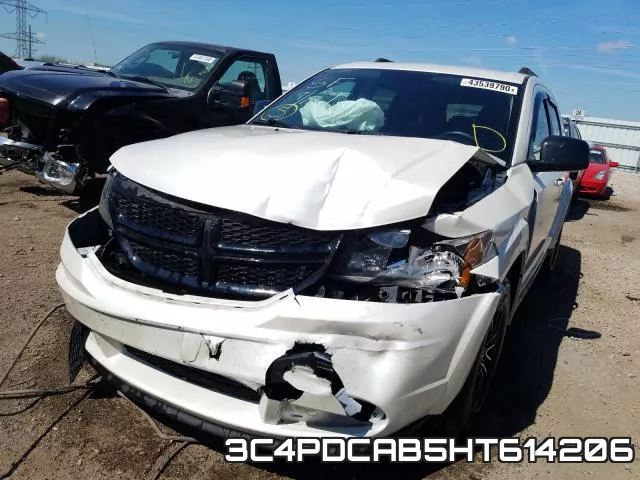 3C4PDCAB5HT614206_2.webp