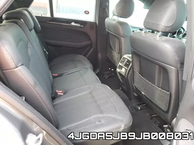 4JGDA5JB9JB008031_6.webp