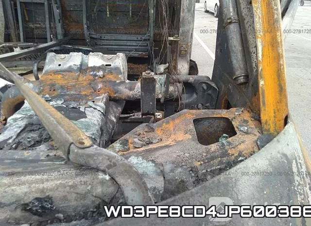 WD3PE8CD4JP600388_9.webp