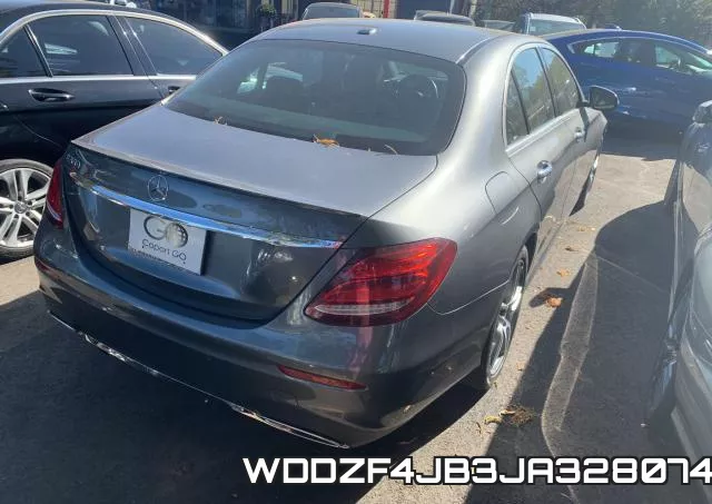 WDDZF4JB3JA328074_4.webp