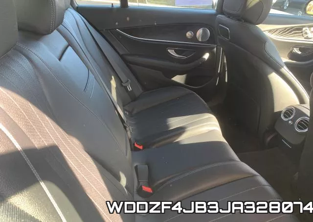 WDDZF4JB3JA328074_6.webp