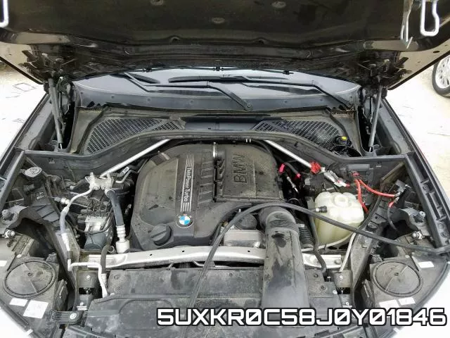 5UXKR0C58J0Y01846_7.webp