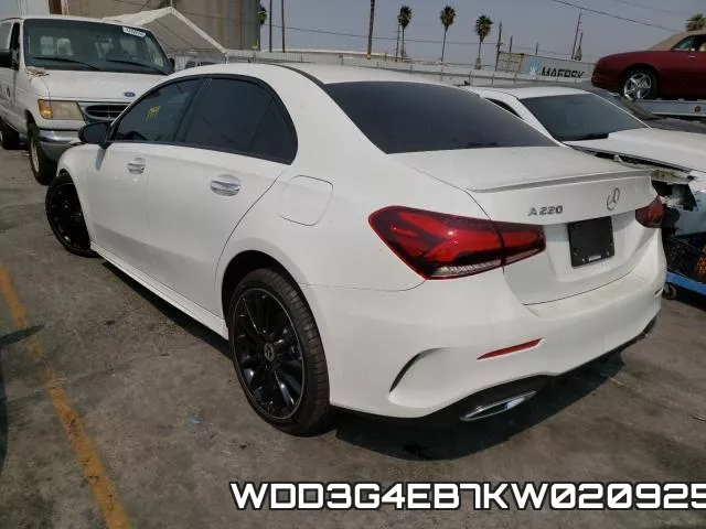 WDD3G4EB7KW020925_3.webp