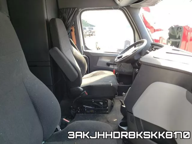 3AKJHHDR8KSKK8170_5.webp