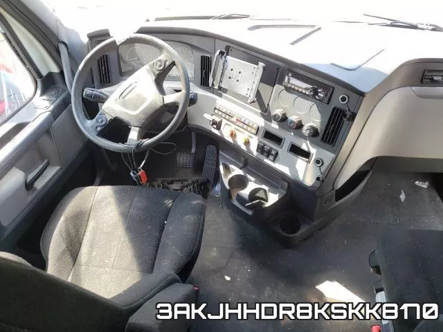 3AKJHHDR8KSKK8170_9.webp