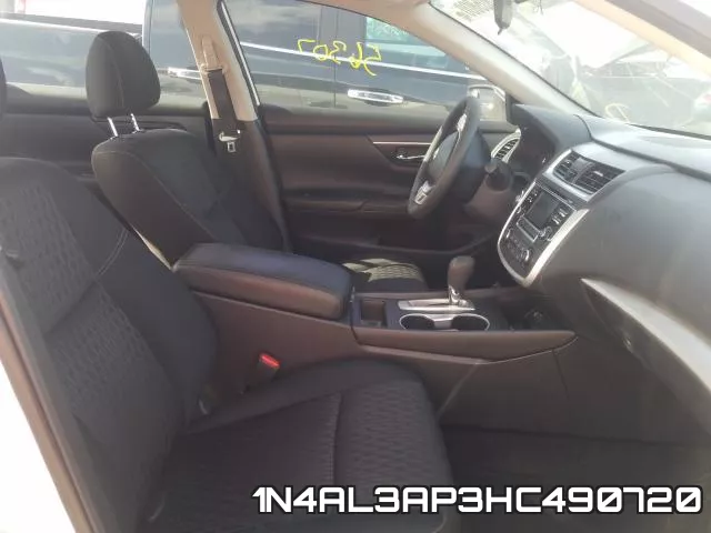 1N4AL3AP3HC490720_5.webp
