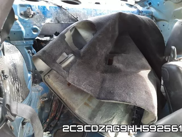 2C3CDZAG9HH592561_6.webp