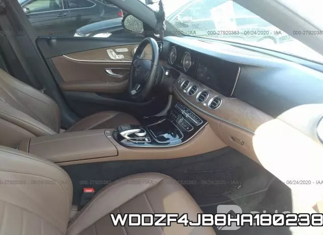 WDDZF4JB8HA180238_5.webp