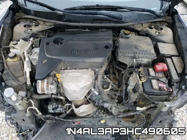 1N4AL3AP3HC490605_7.webp