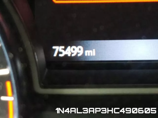 1N4AL3AP3HC490605_8.webp