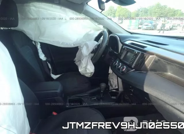 JTMZFREV9HJ702550_5.webp