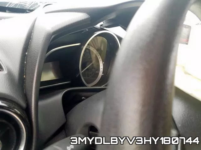 3MYDLBYV3HY180744_8.webp
