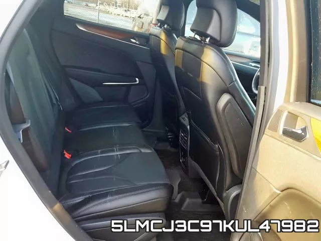 5LMCJ3C97KUL47982_6.webp