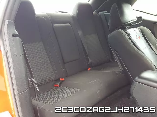 2C3CDZAG2JH271435_6.webp
