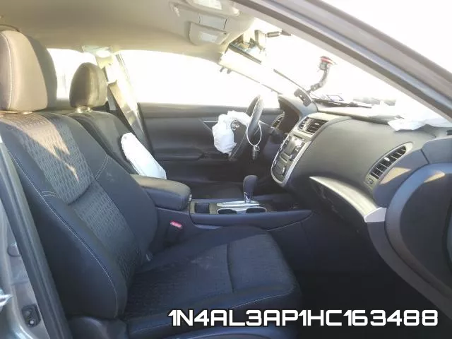 1N4AL3AP1HC163488_5.webp