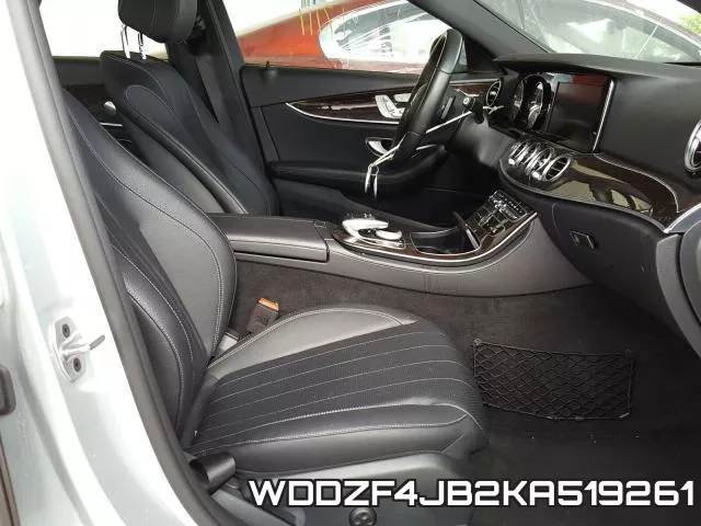 WDDZF4JB2KA519261_5.webp