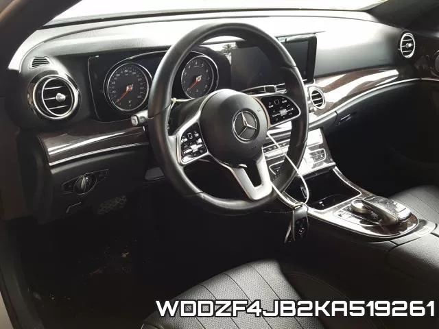 WDDZF4JB2KA519261_9.webp