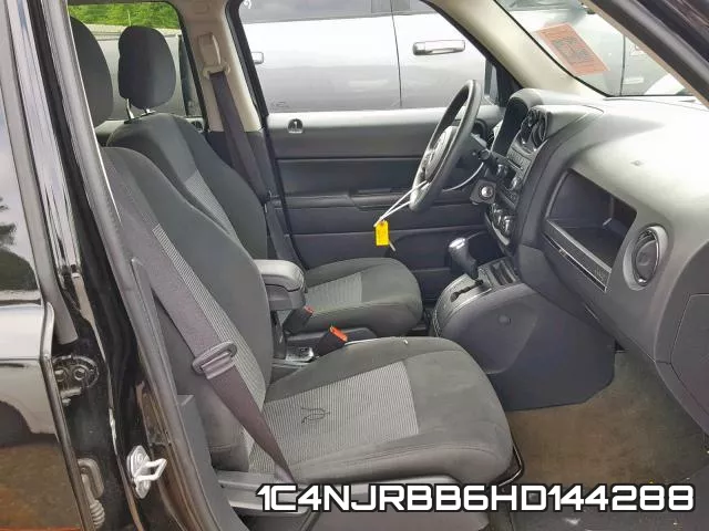 1C4NJRBB6HD144288_5.webp