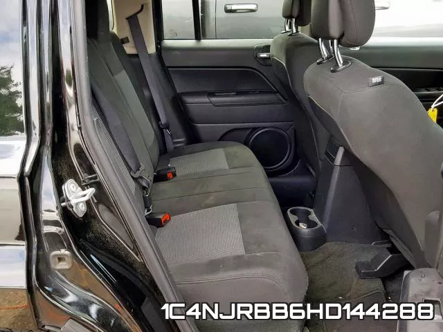 1C4NJRBB6HD144288_6.webp