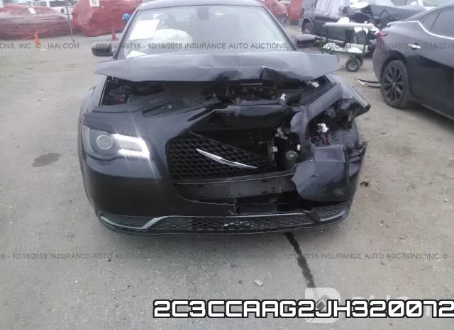 2C3CCAAG2JH320072_6.webp