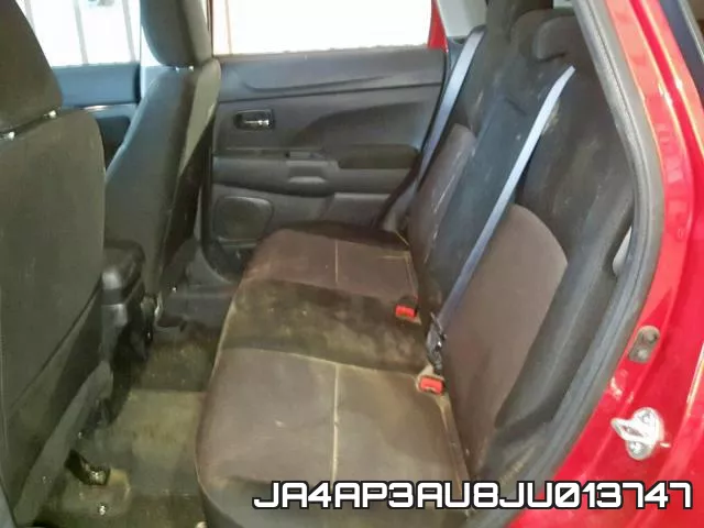 JA4AP3AU8JU013747_6.webp