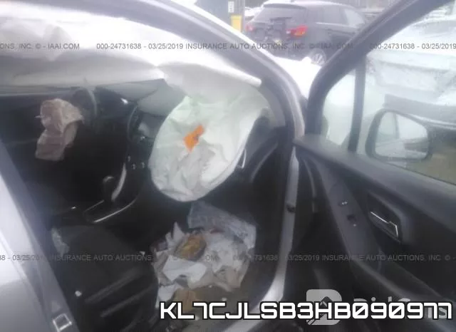 KL7CJLSB3HB090977_5.webp