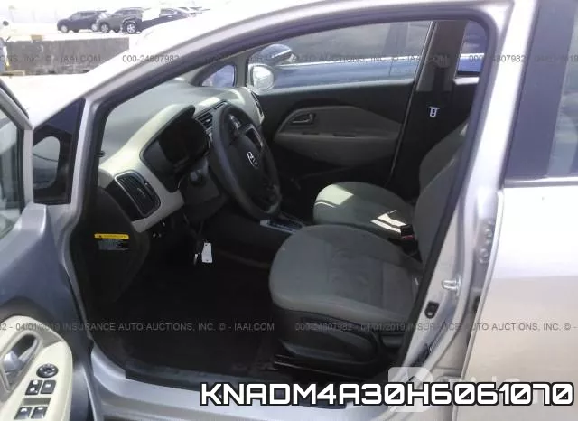 KNADM4A30H6061070_5.webp