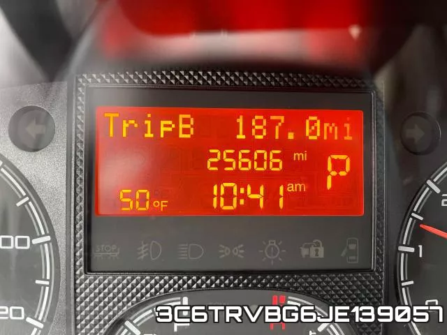 3C6TRVBG6JE139057_8.webp