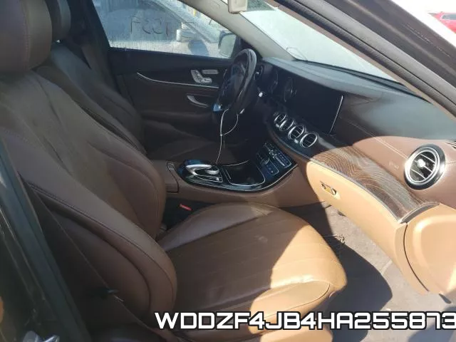 WDDZF4JB4HA255873_5.webp