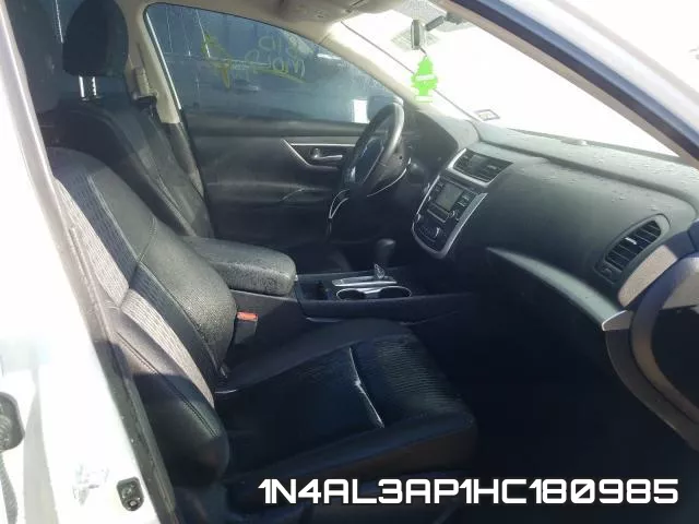 1N4AL3AP1HC180985_5.webp