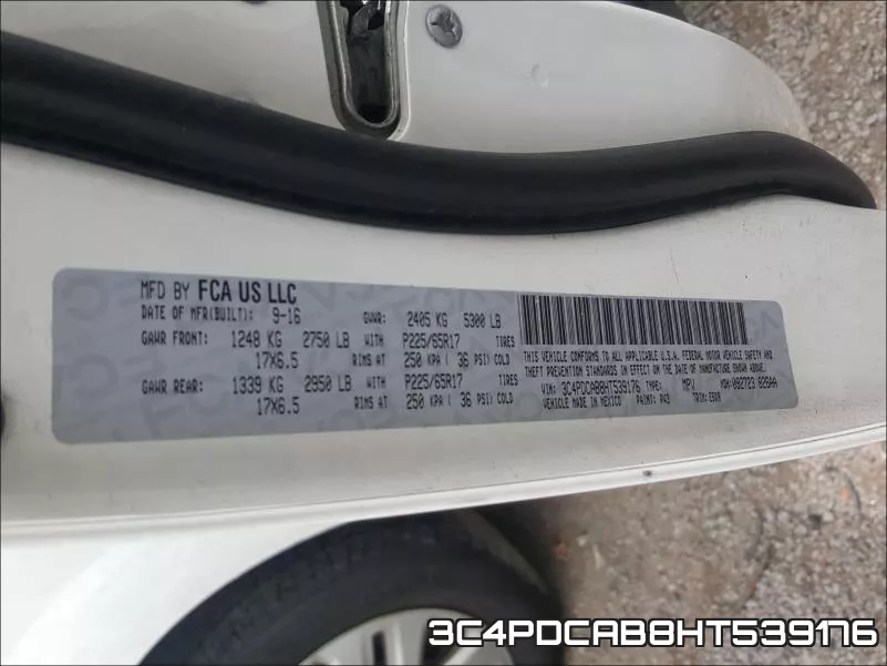 3C4PDCAB8HT539176_10.webp