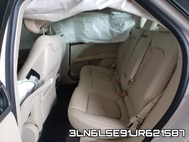 3LN6L5E91JR621587_6.webp