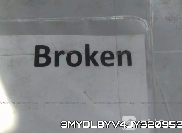 3MYDLBYV4JY320953_7.webp