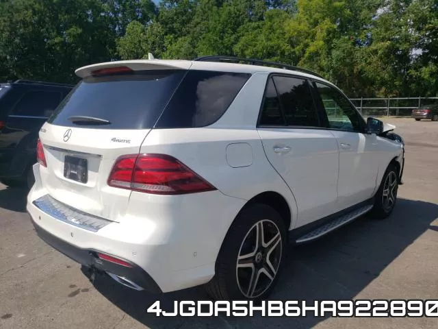 4JGDA5HB6HA922890_4.webp