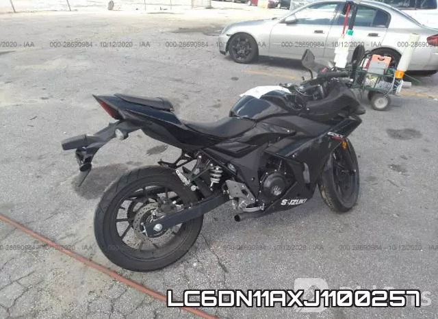 LC6DN11AXJ1100257_4.webp